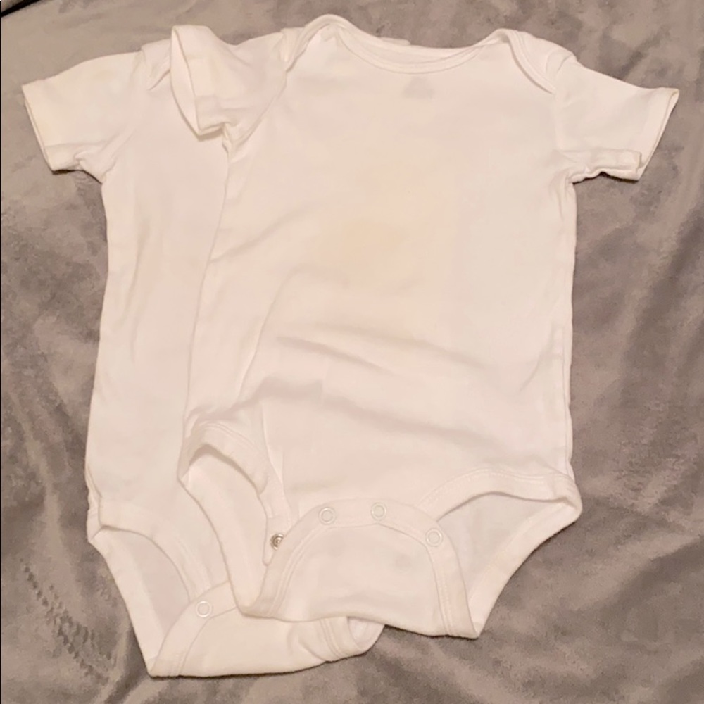 Carter’s onesies (18M)